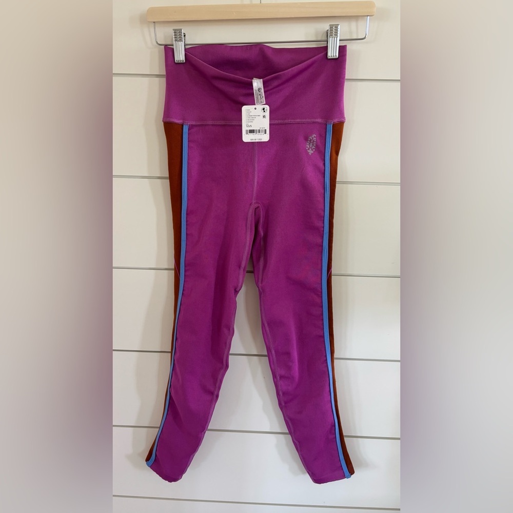 Free People Fp Movement Blow Your Mind Leggings NWT - Picture 2 of 4